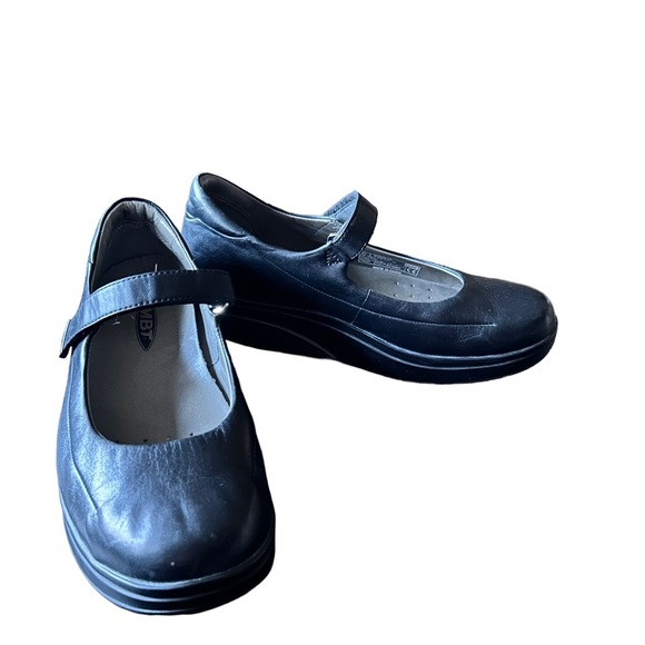 MBT Sirima Black Women's Rocking Technology Mary Jane Shoes Size 8 - Picture 10 of 14